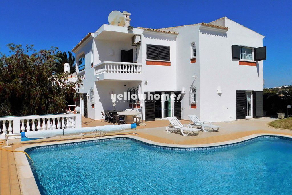Albufeira Gale Large 6 Bedroom Villa With Pool In Walking